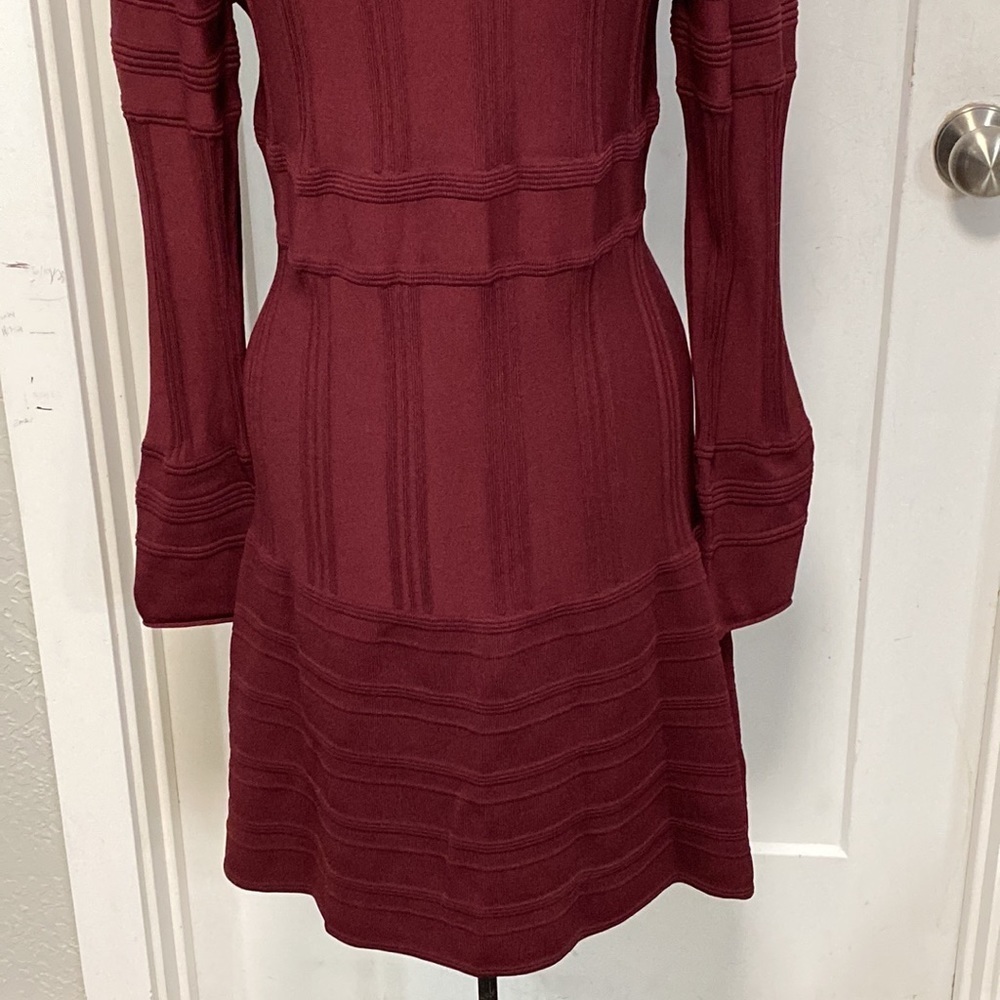 LEON MAX LIMITED EDITION KNIT DRESS RED LONG SLEEVE SIZE LARGE - Picture 4 of 16